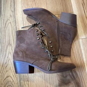 Brand New Lace Up Lulu’s Boots